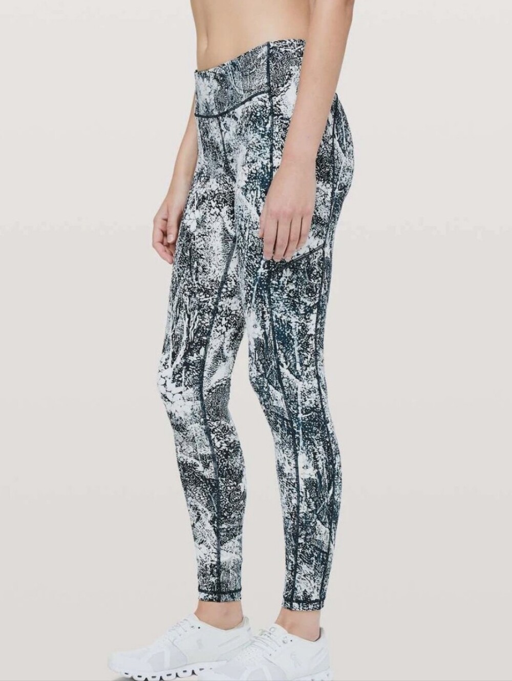 Lululemon Speed Up Tight *Full-On Luxtreme 28" Wildwood Multi Like New Sz 6